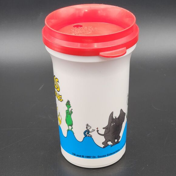 VTG Seuss Landing Plastic Reusable Cup With Lid No Straw Cat in the Hat 1997 - Picture 2 of 9